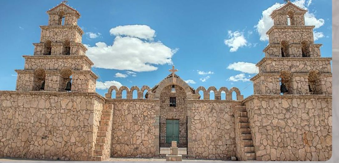 Iglesia colonial de San Cristóbal