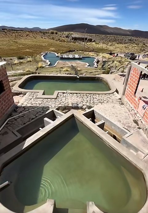 Piscinas de aguas termales de Tomave